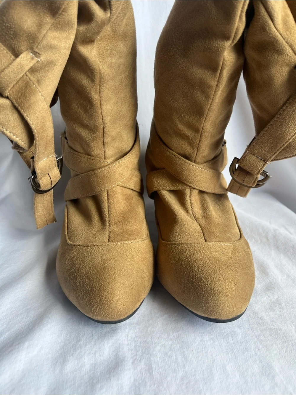 Women's Knee-High faux Suede Buckle Boots in Tan